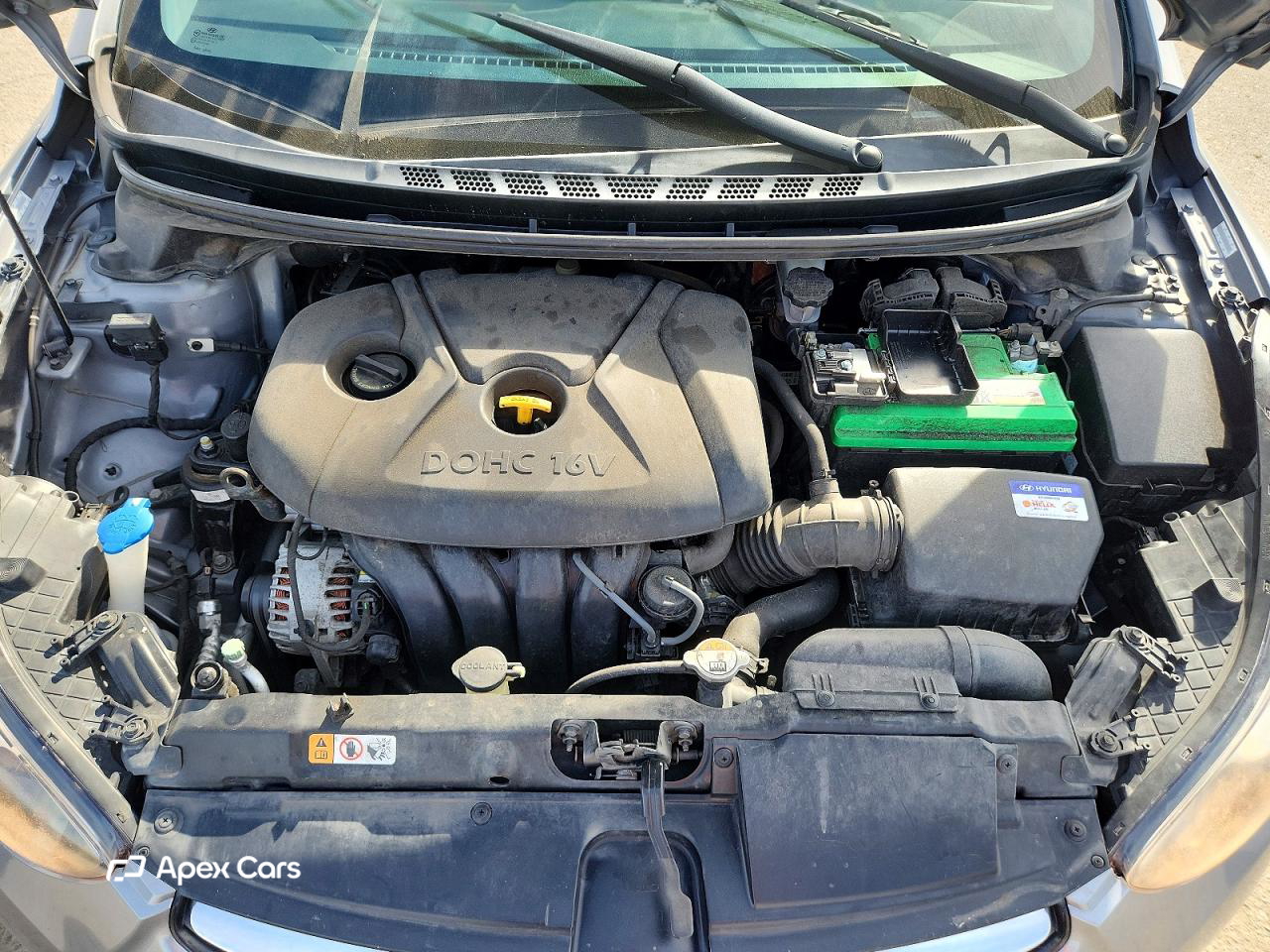 Hyundai Elantra 2012