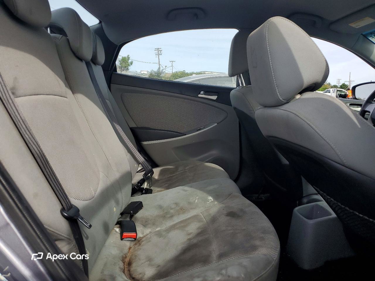 Hyundai Accent 2013