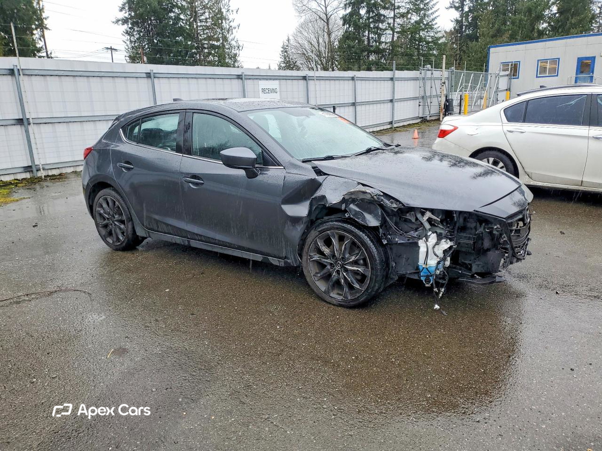 Mazda 3 2015