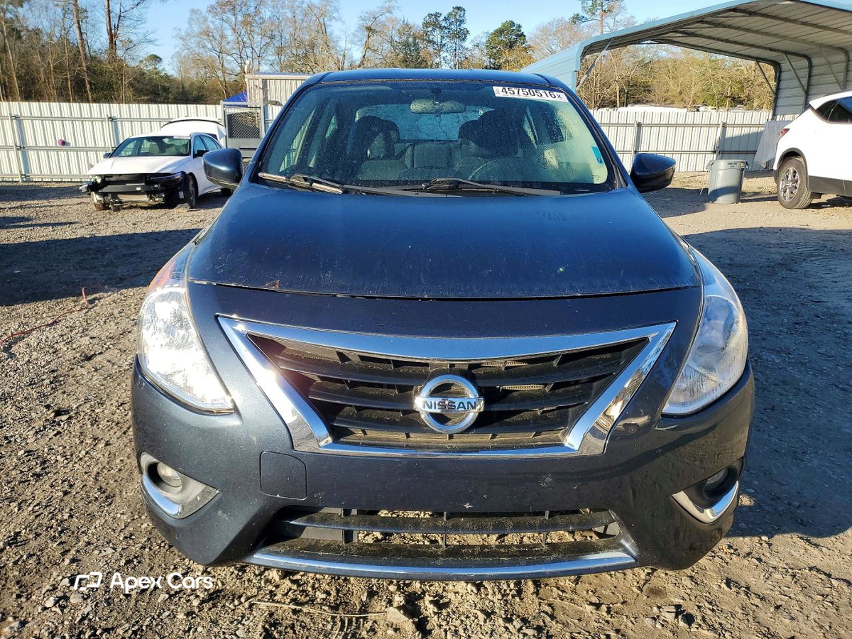 Nissan Versa 2017