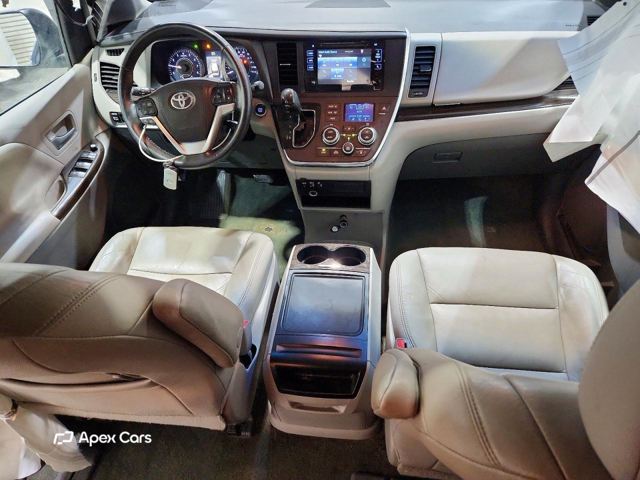 Toyota Sienna 2016