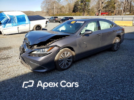 Lexus ES 2019 - Image 1 of 13