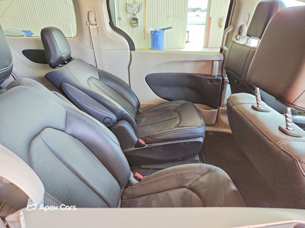 Chrysler Pacifica 2023