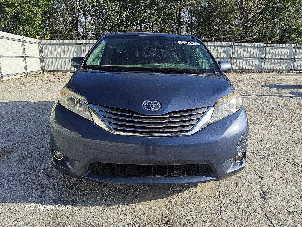 Toyota Sienna 2016