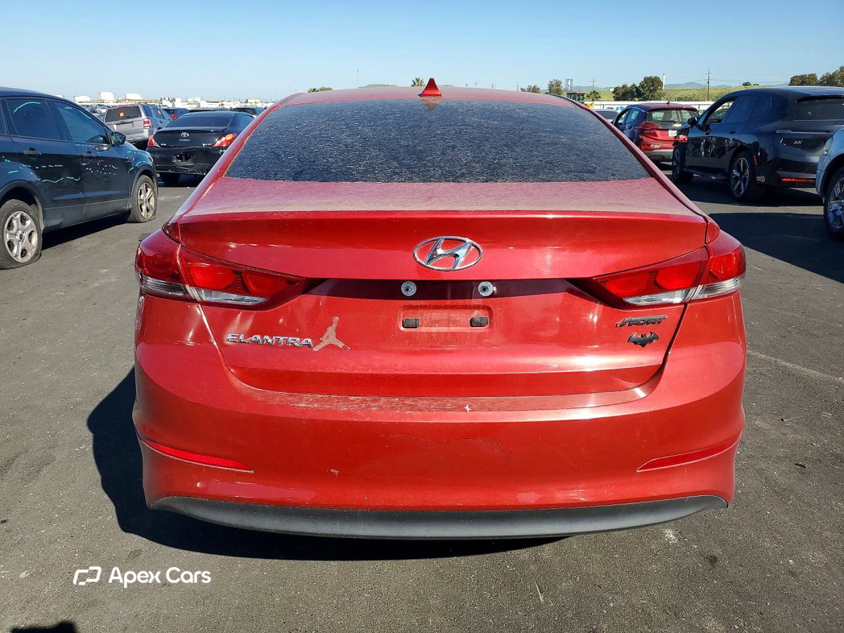 Hyundai Elantra 2018