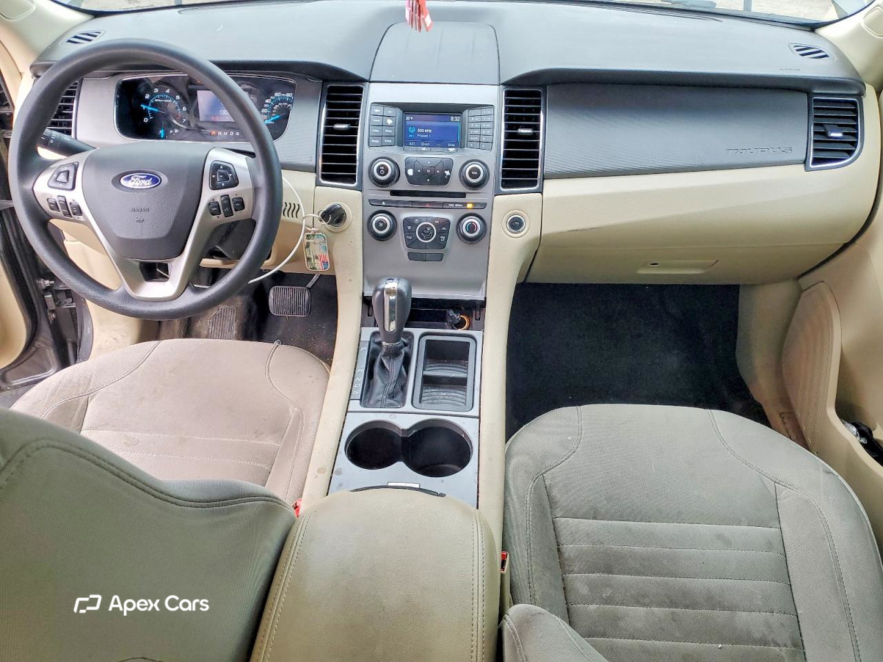 Ford Taurus 2016