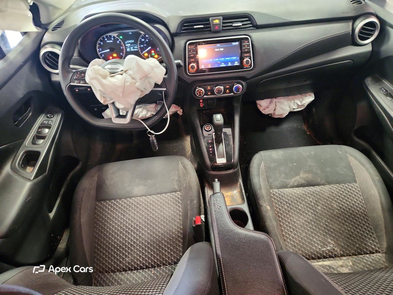 Nissan Versa 2020