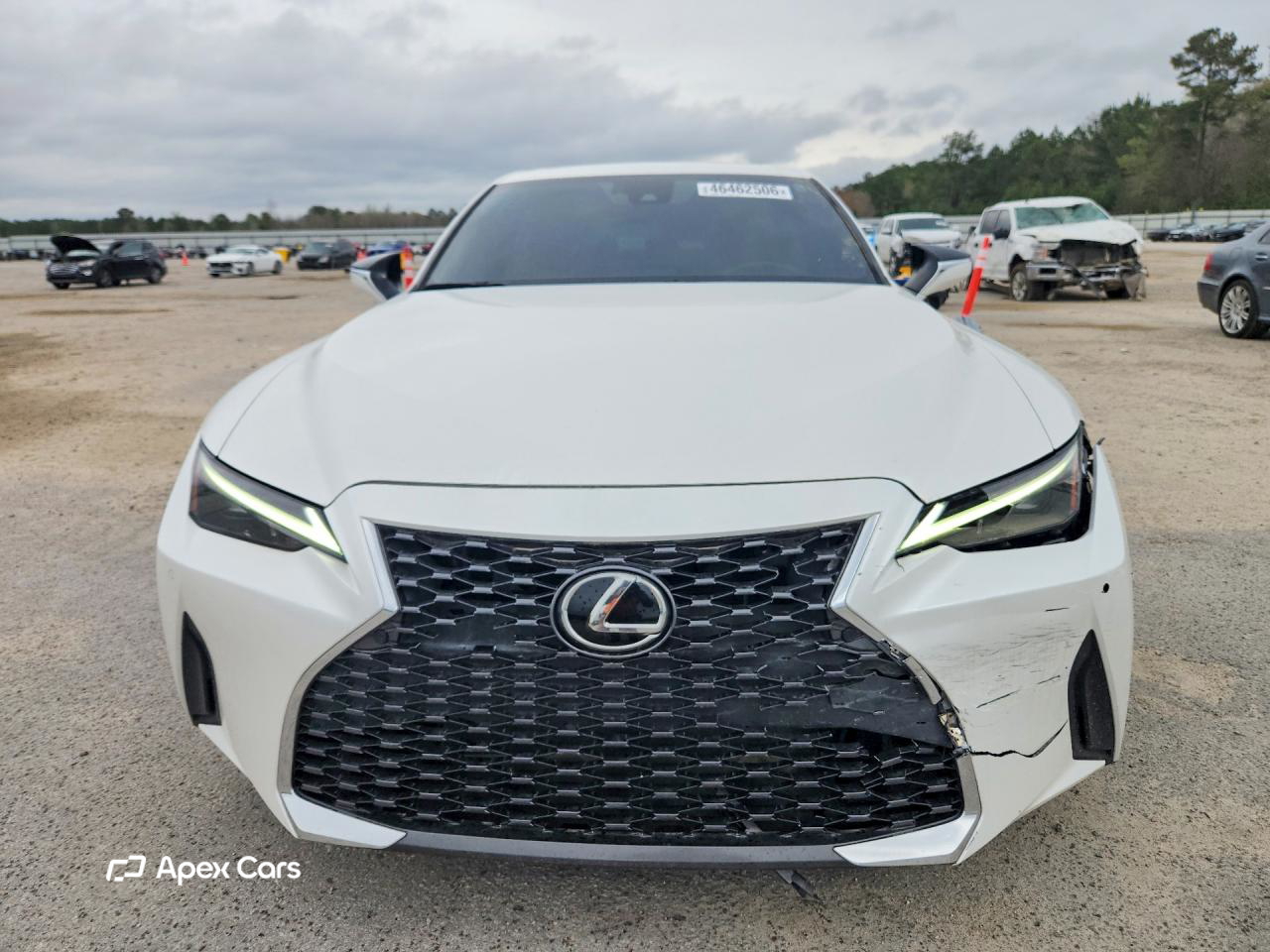 Lexus IS 2022