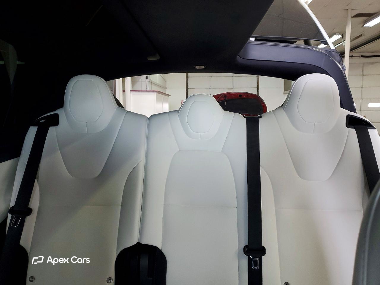Tesla Model X 2021