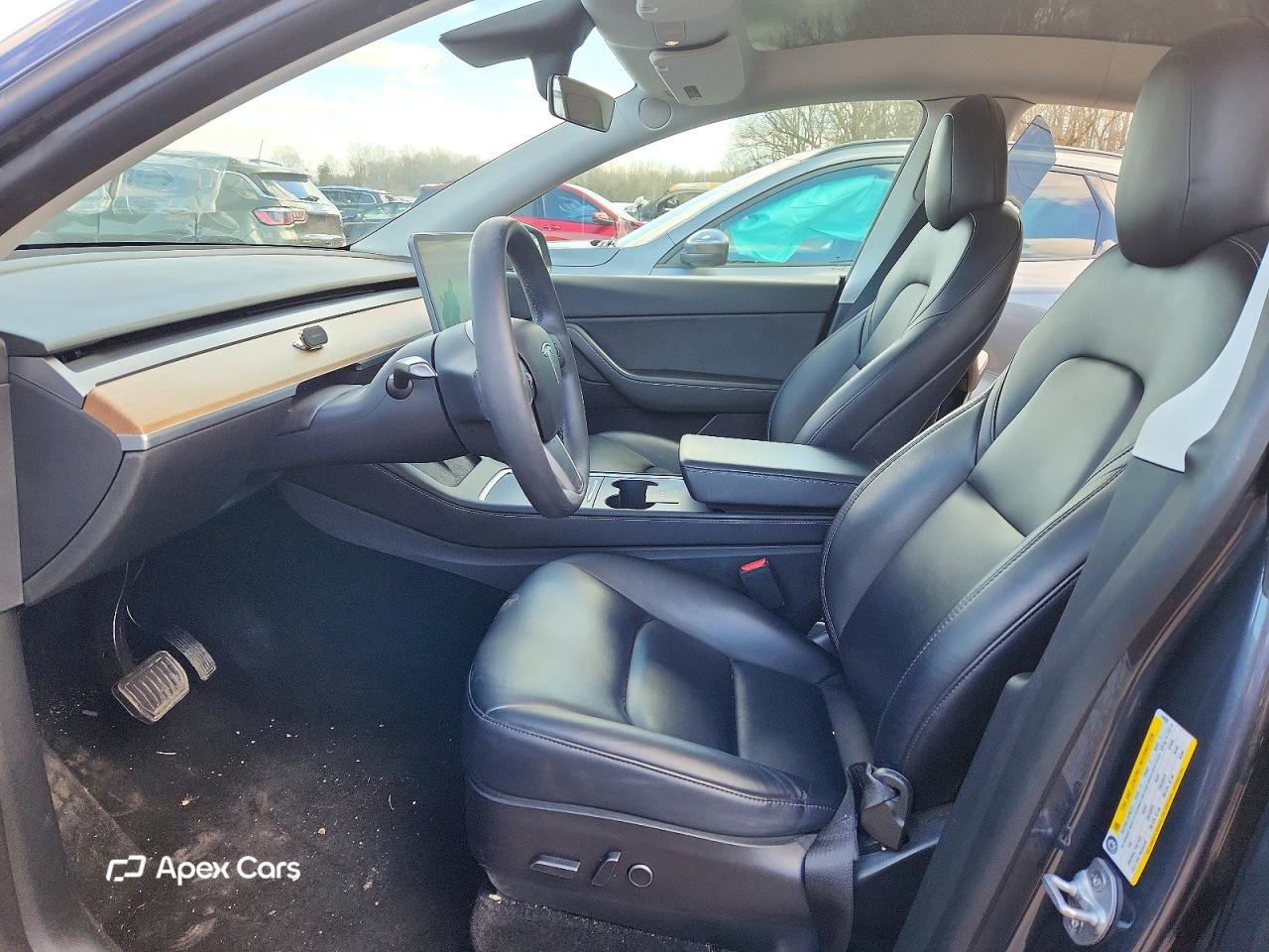Tesla Model Y 2021