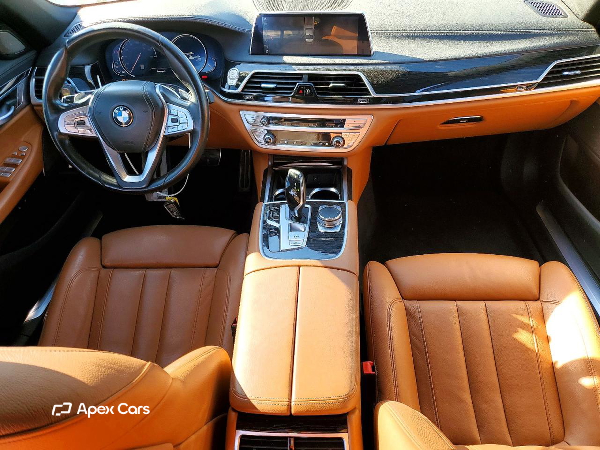 BMW Series 7 2019