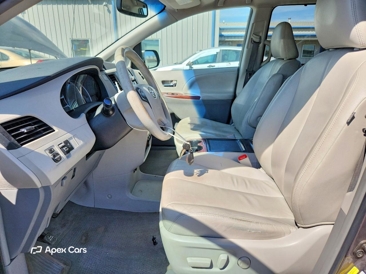 Toyota Sienna 2012