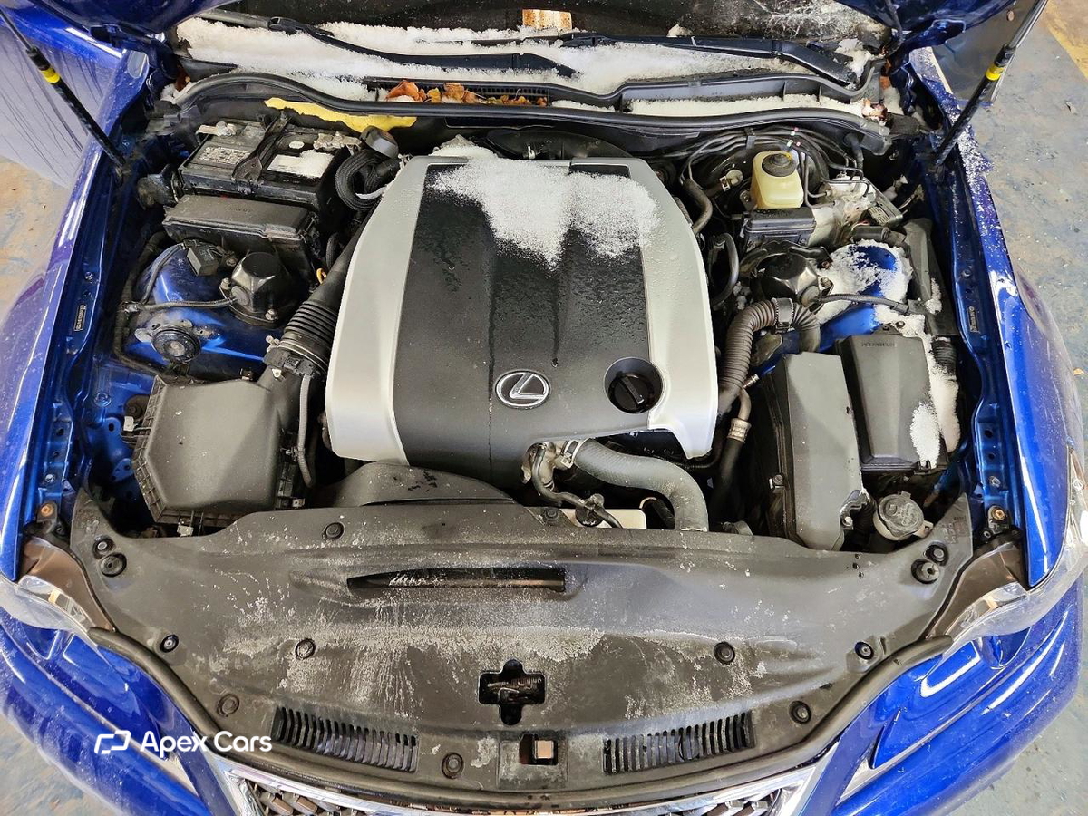 Lexus IS 2016