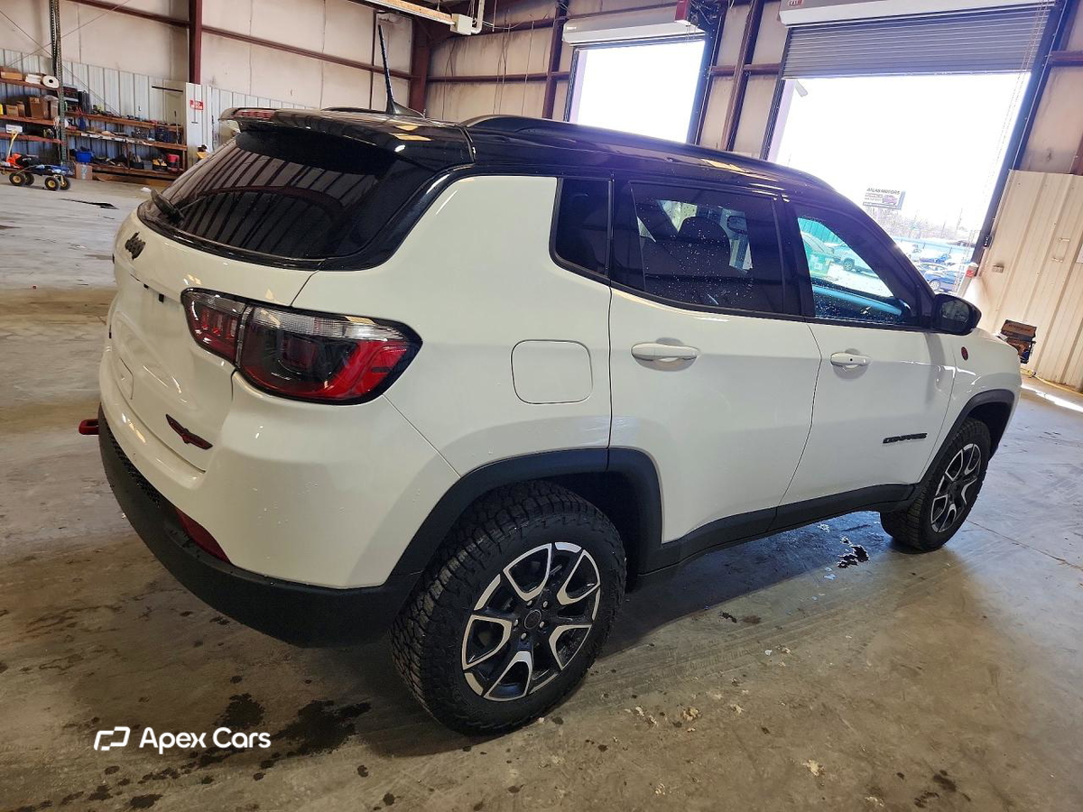 Jeep Compass 2025