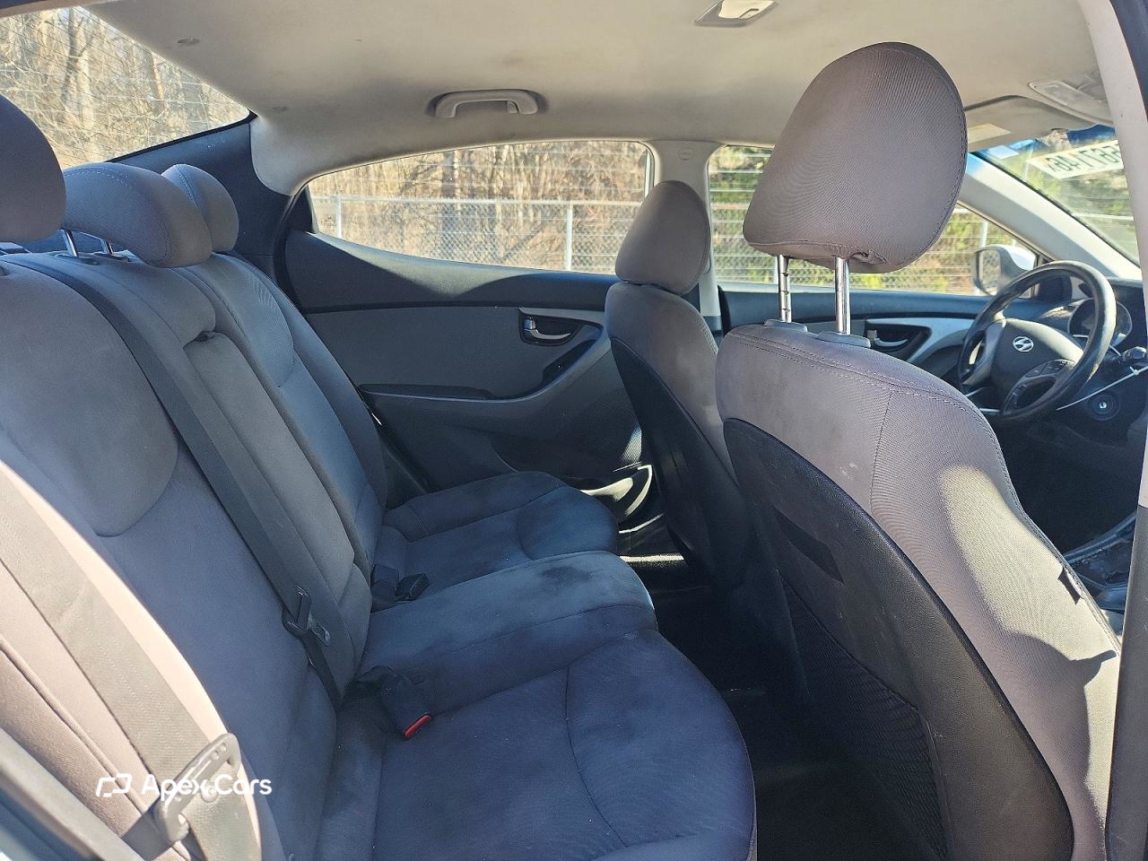 Hyundai Elantra 2016
