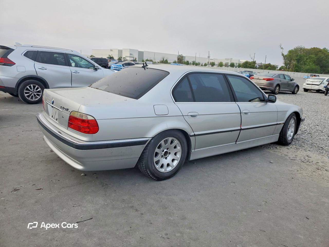 BMW Series 7 2001
