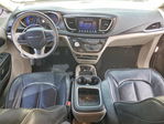 Chrysler Pacifica 2017