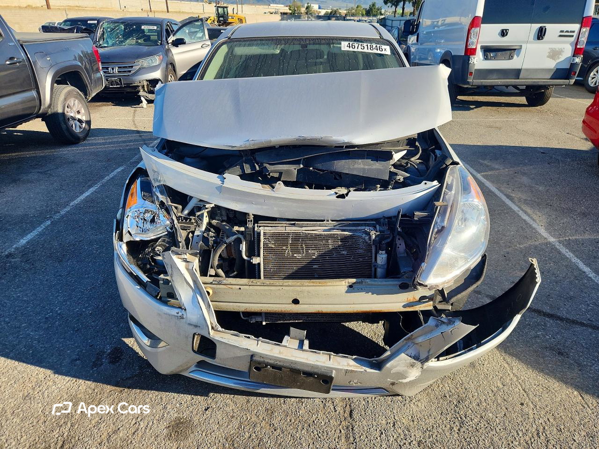 Nissan Versa 2018