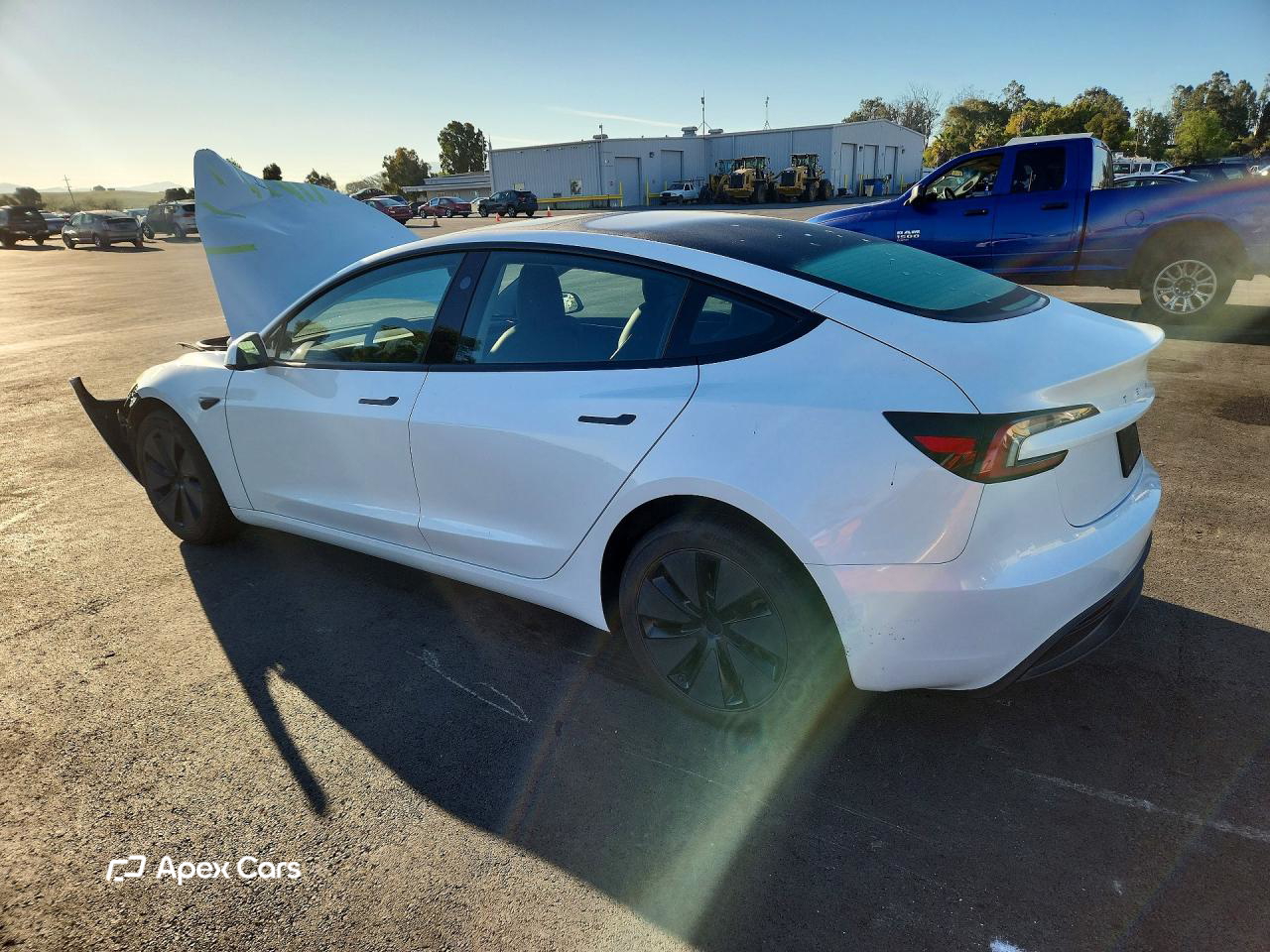 Tesla Model 3 2025