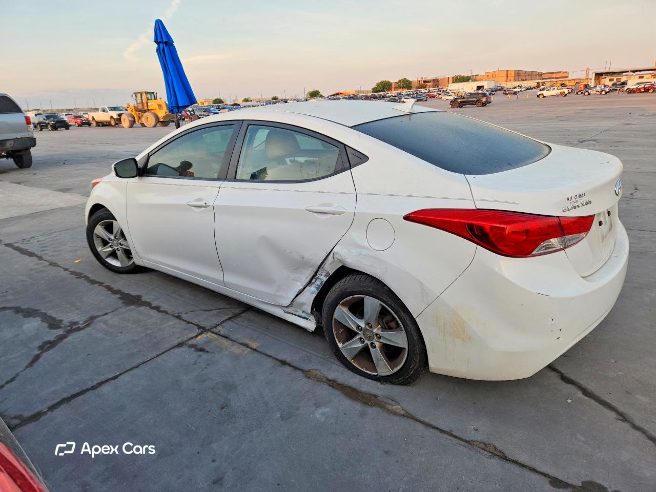 Hyundai Elantra 2012