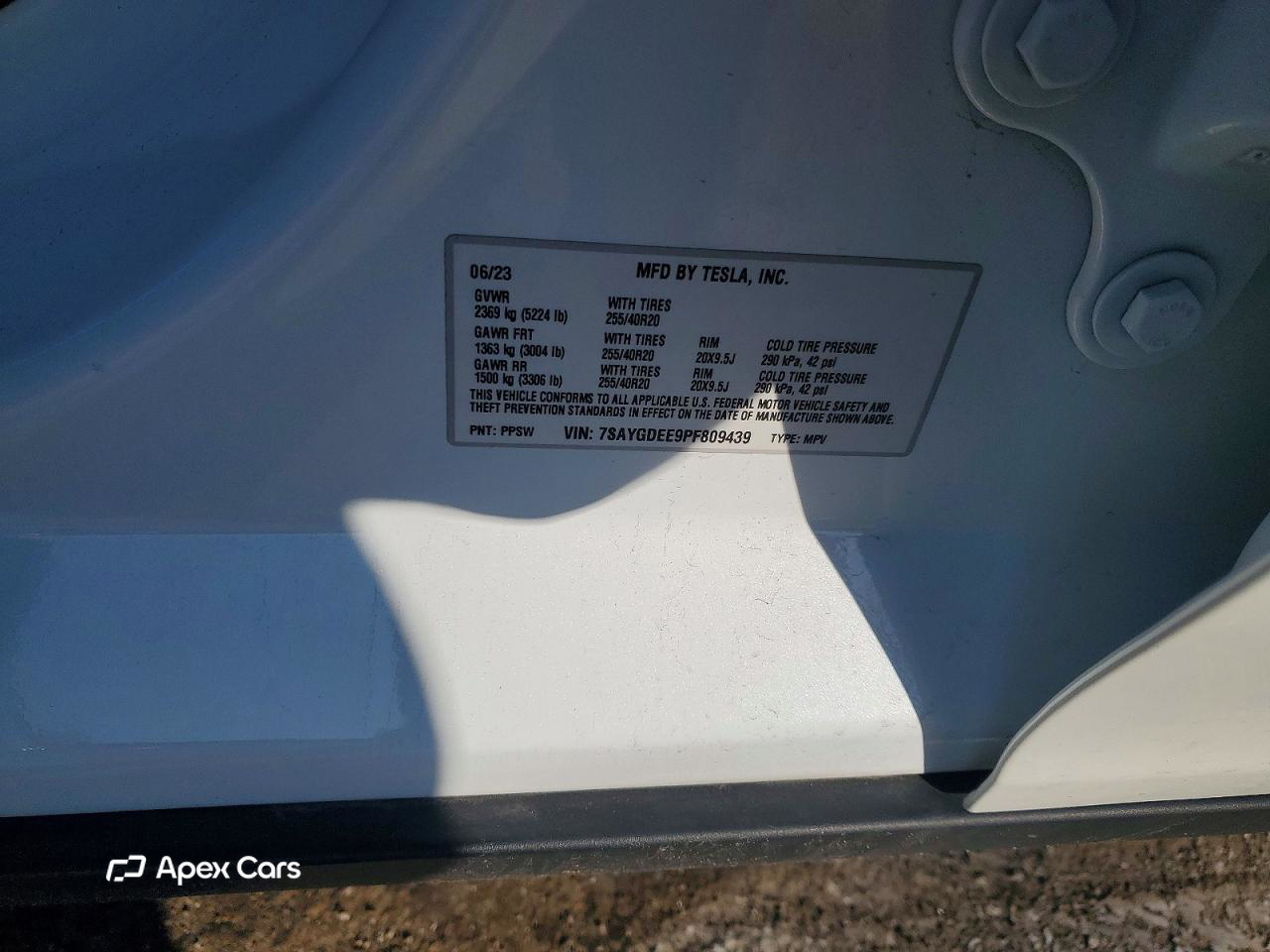 Tesla Model Y 2023