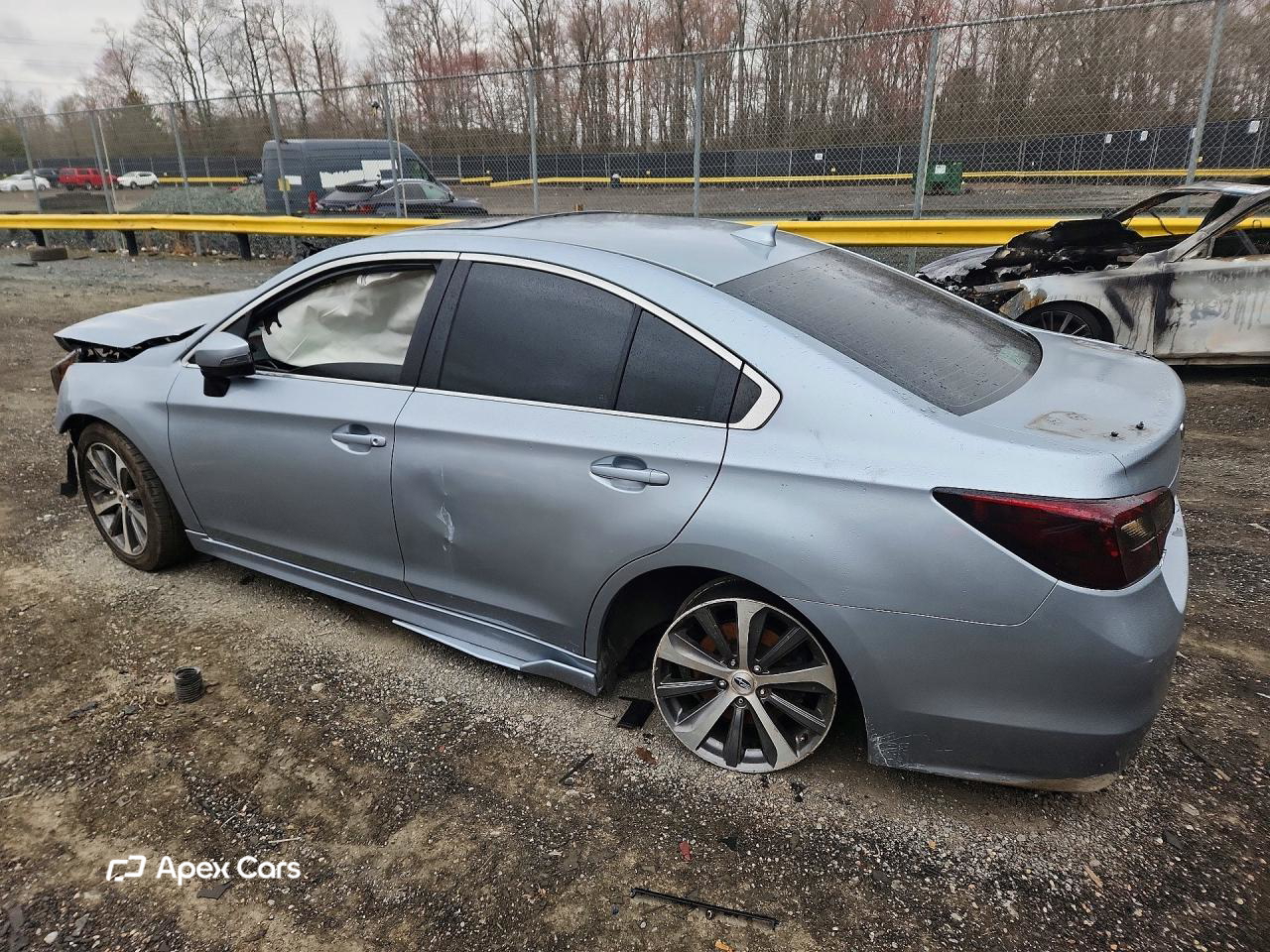 Subaru Legacy 2016