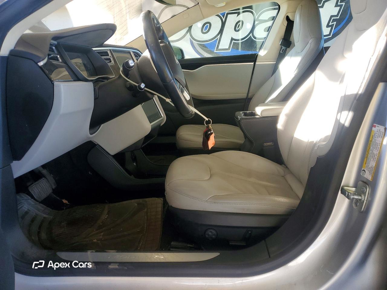 Tesla Model S 2014