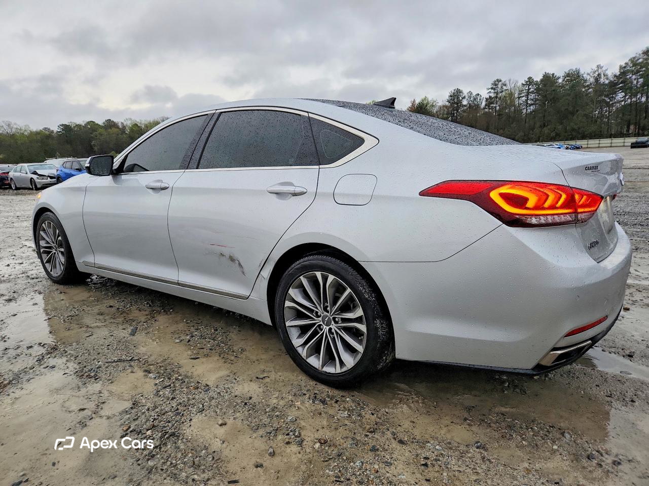 Hyundai Genesis 2015
