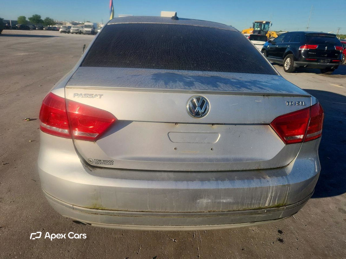 Volkswagen Passat 2012