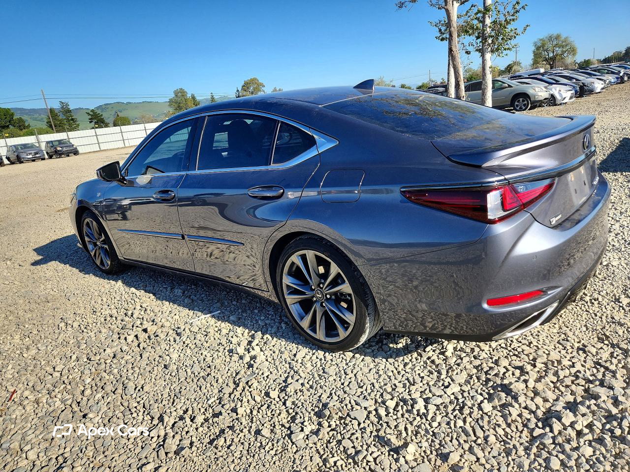 Lexus ES 2020