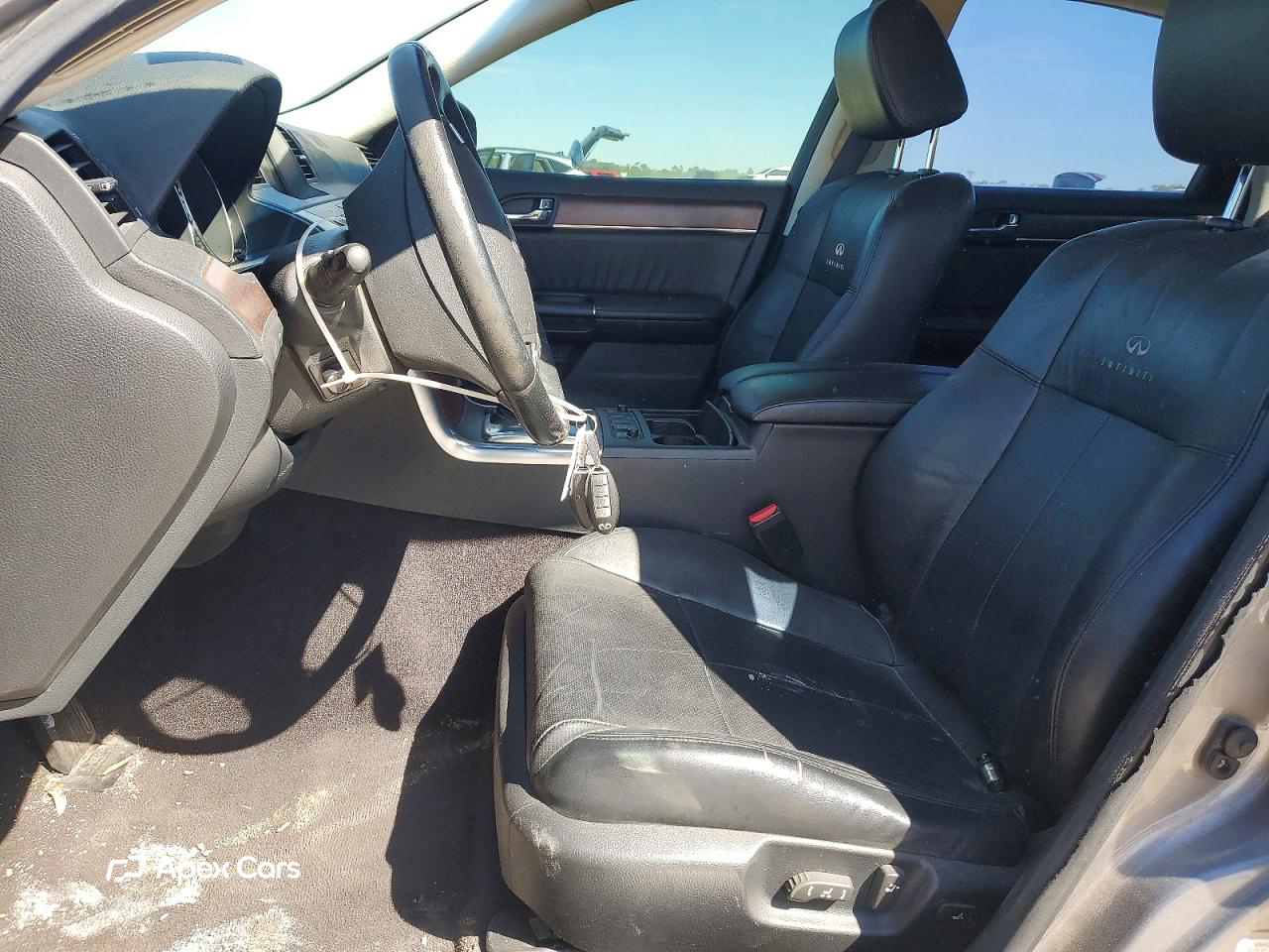 Infiniti M 2008