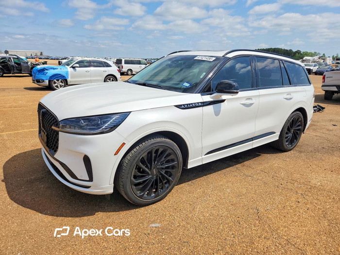 2025 Lincoln Aviator - Image 1 of 5