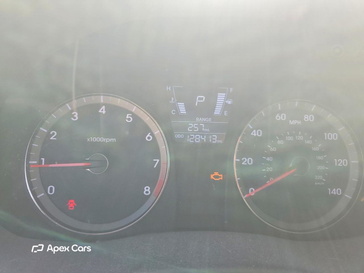 Hyundai Accent 2012
