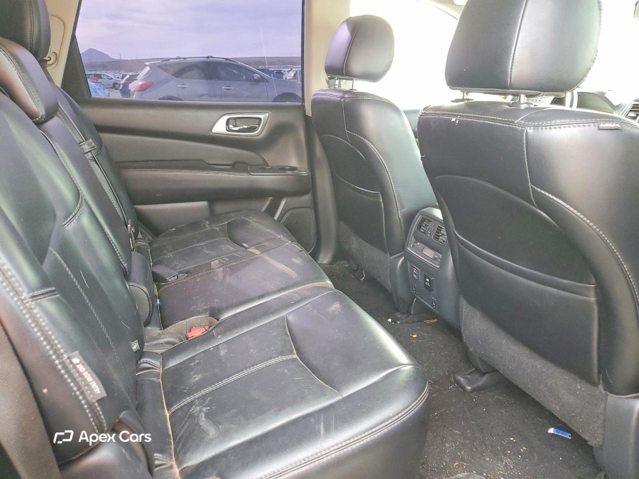 Nissan Pathfinder 2018