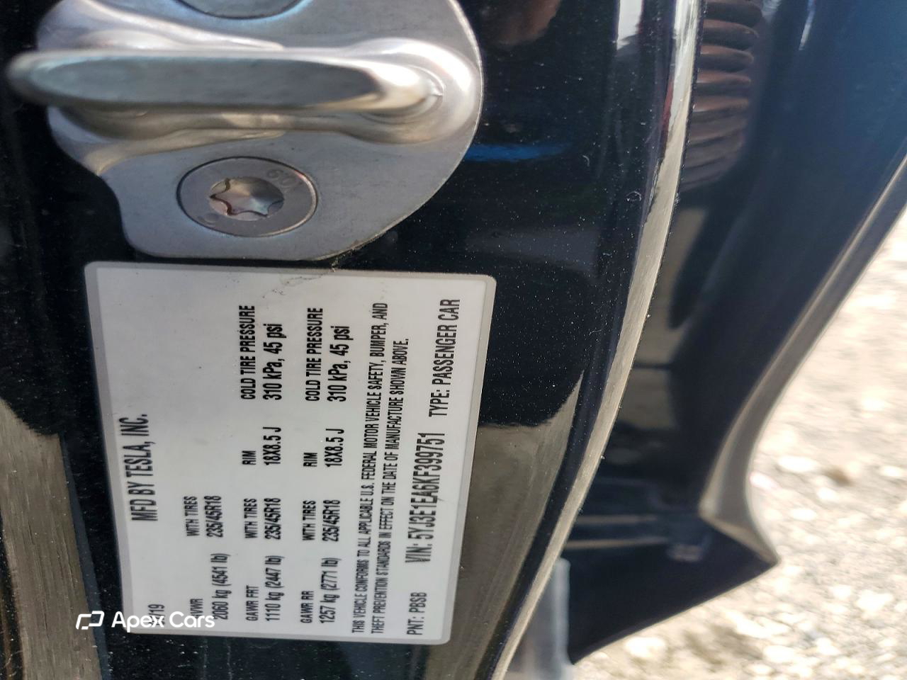 Tesla Model 3 2019