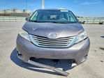 Toyota Sienna 2012