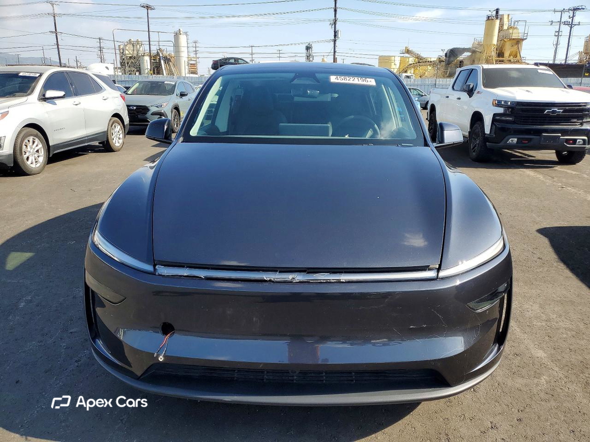 Tesla Model Y 2026