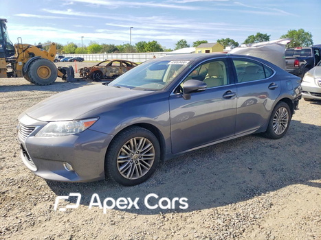 Lexus ES 2013 - Image 1 of 12