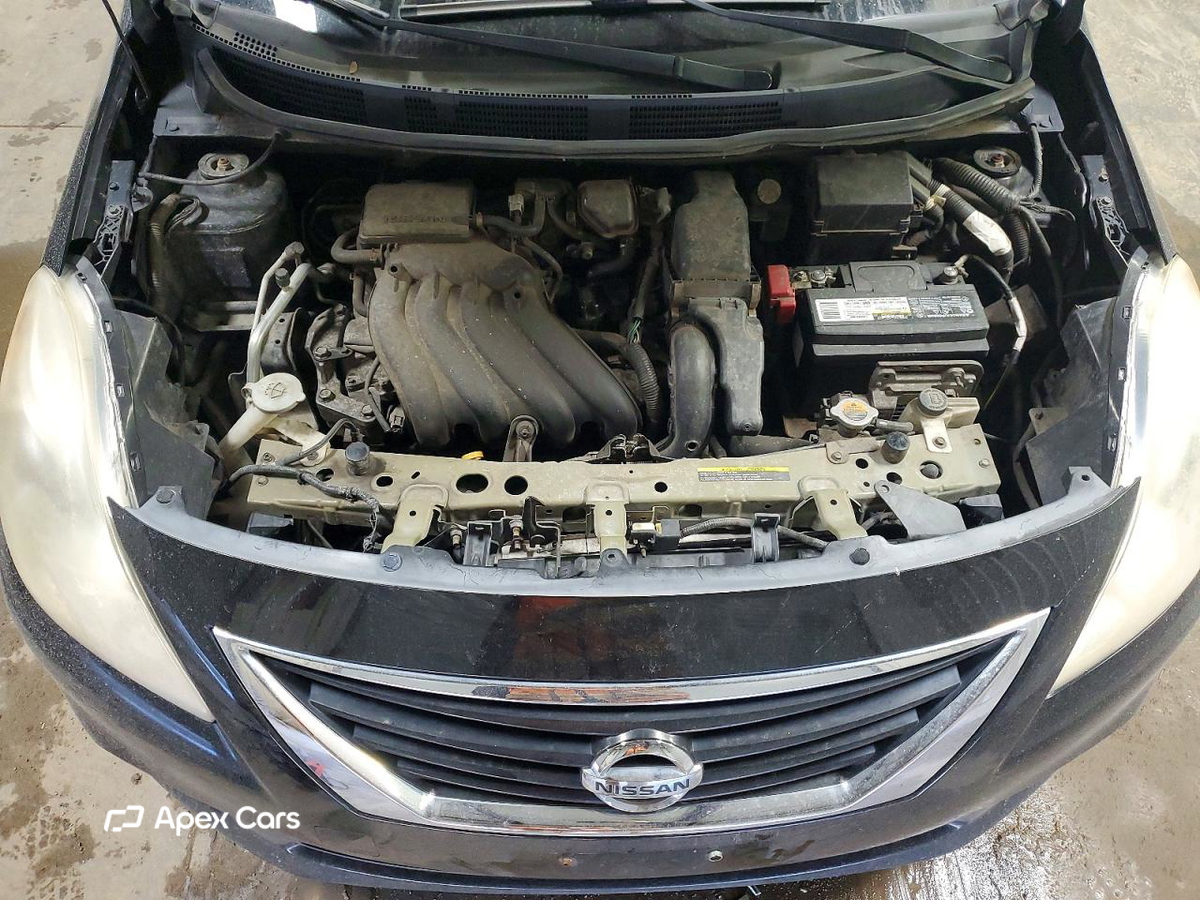 Nissan Versa 2012