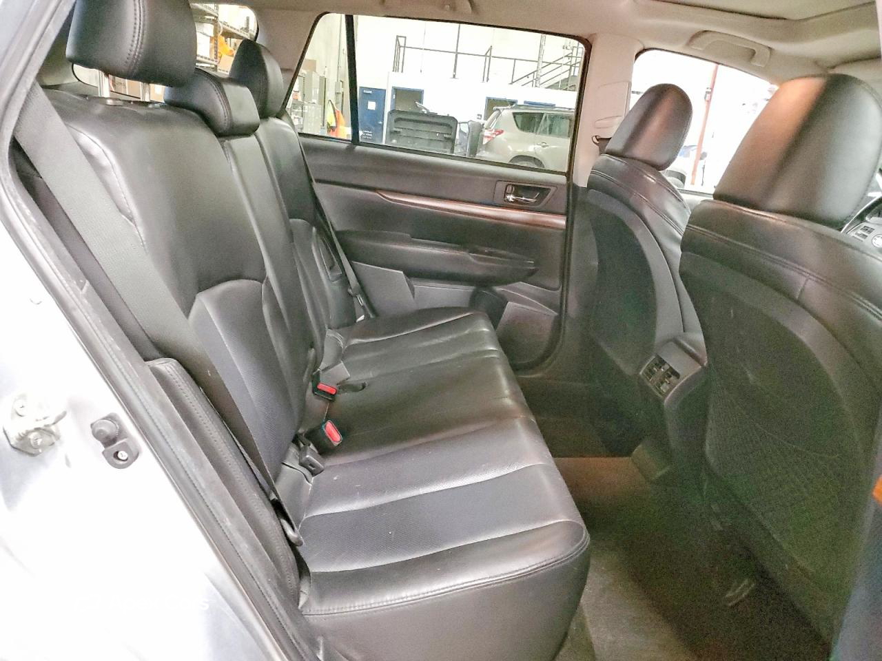 Subaru Outback 2013