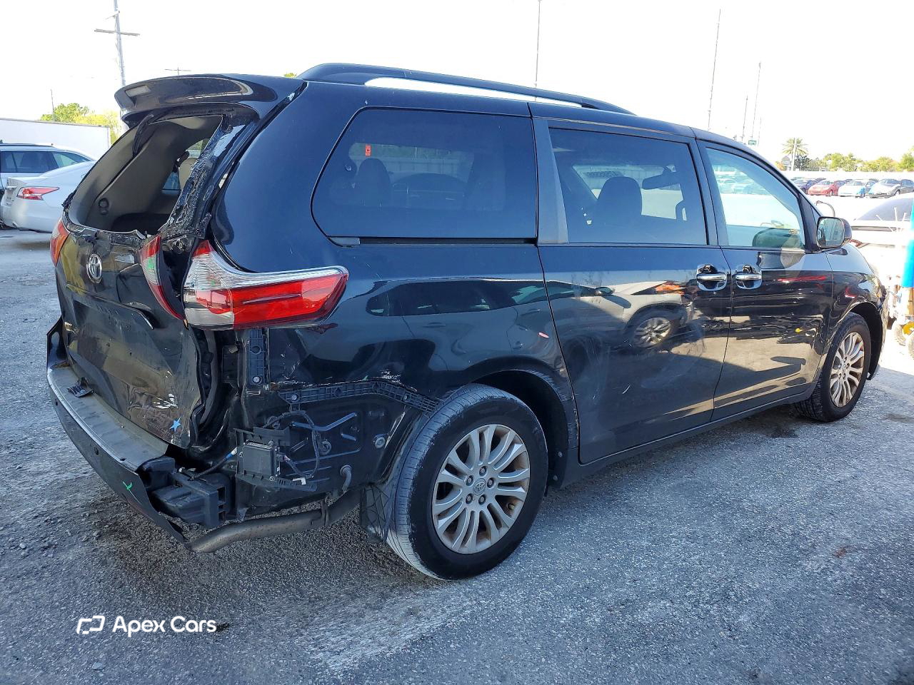Toyota Sienna 2016