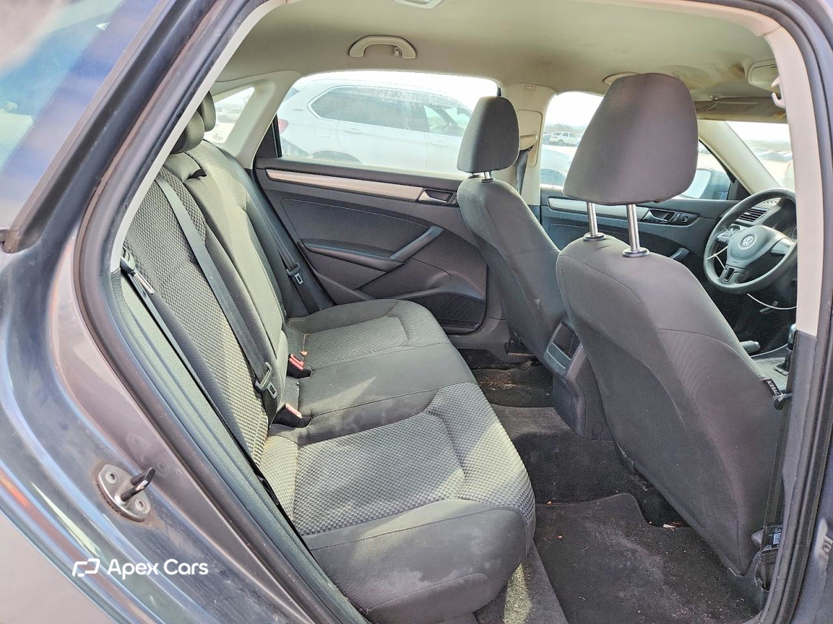 Volkswagen Passat 2013