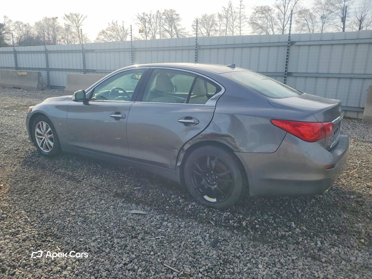 Infiniti Q50 2015