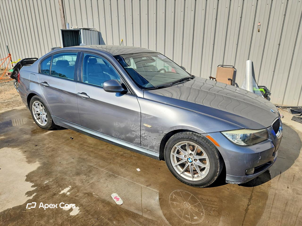 BMW Series 3 2010