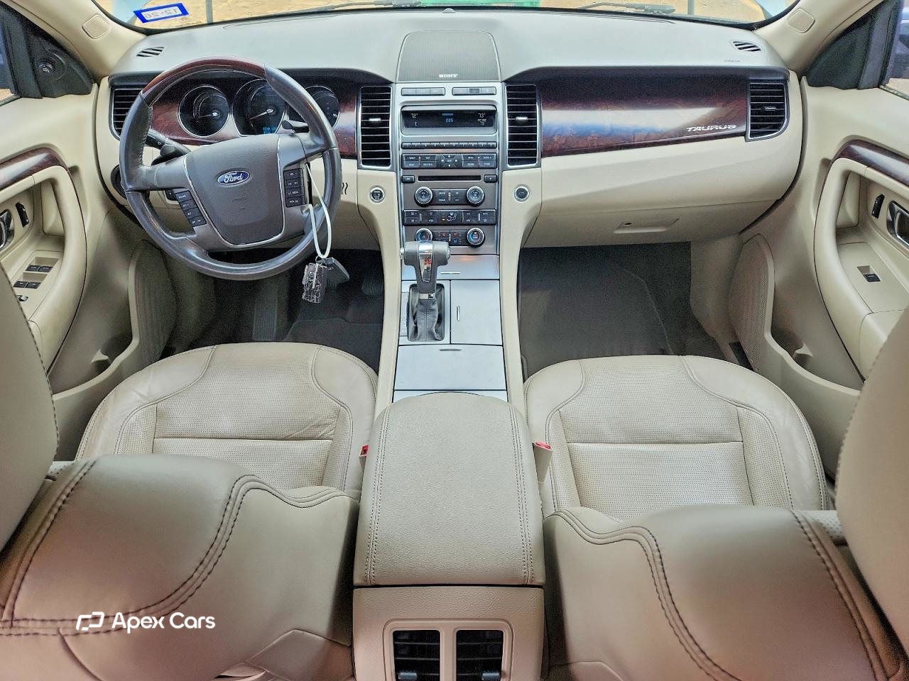 Ford Taurus 2010