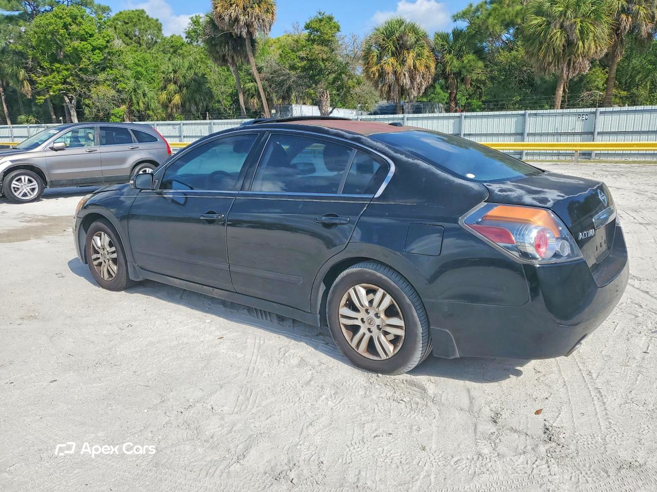 Nissan Altima 2010