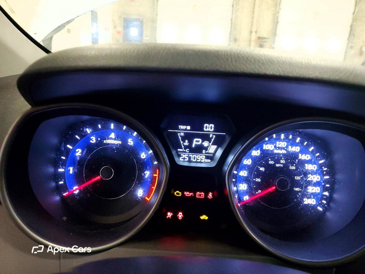 Hyundai Elantra 2016