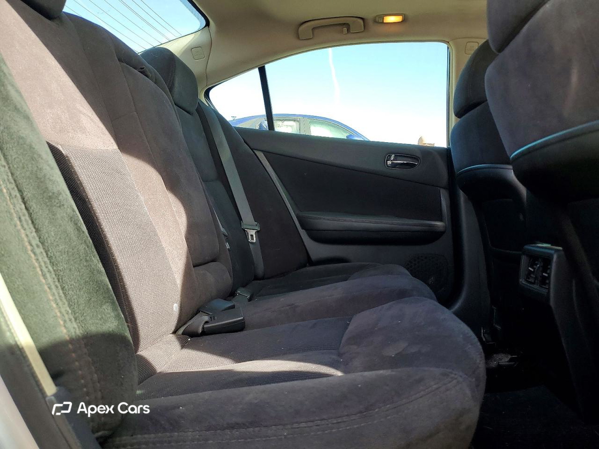 Nissan Maxima 2012