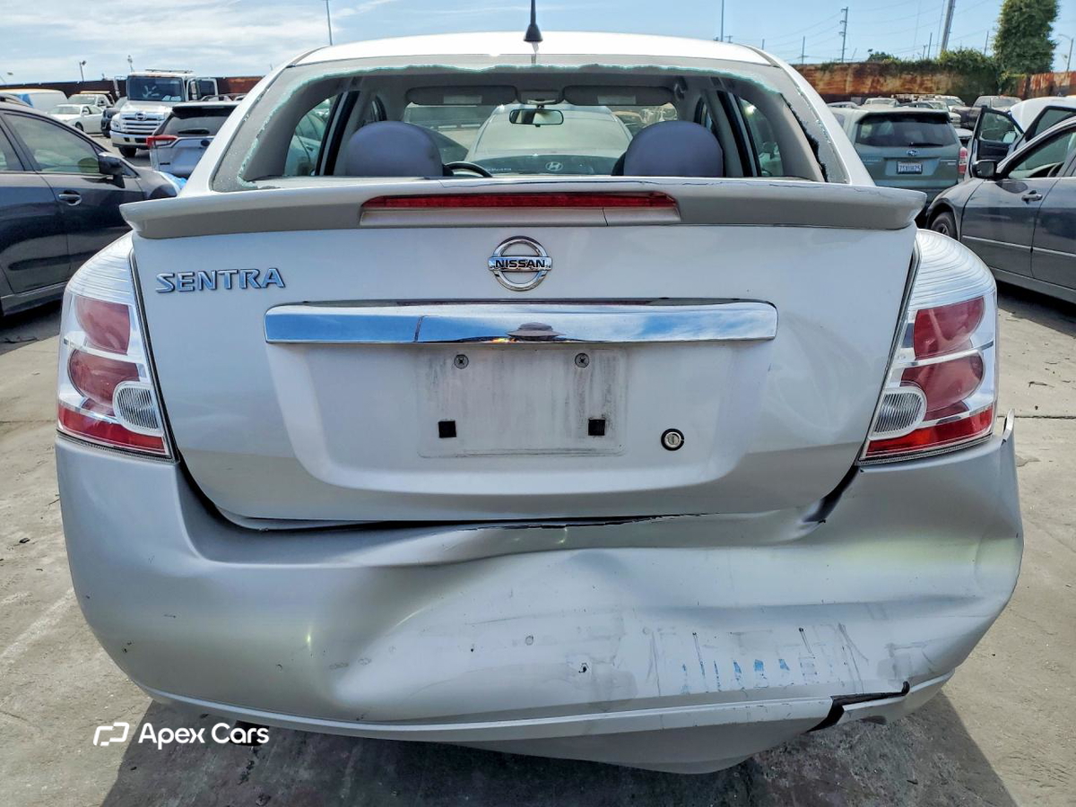 Nissan Sentra 2011