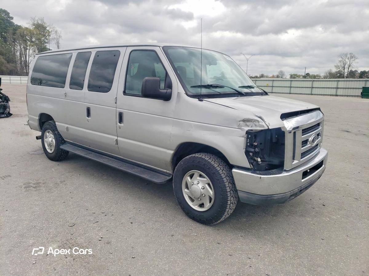 Ford Econoline 2010